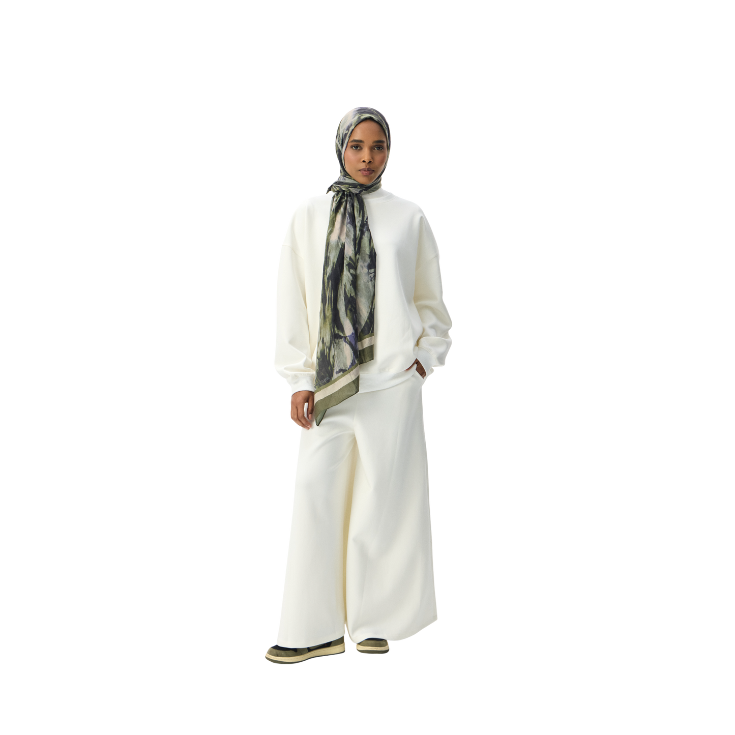 Oversized White Premium Scuba Modest Co-Ord With Pants