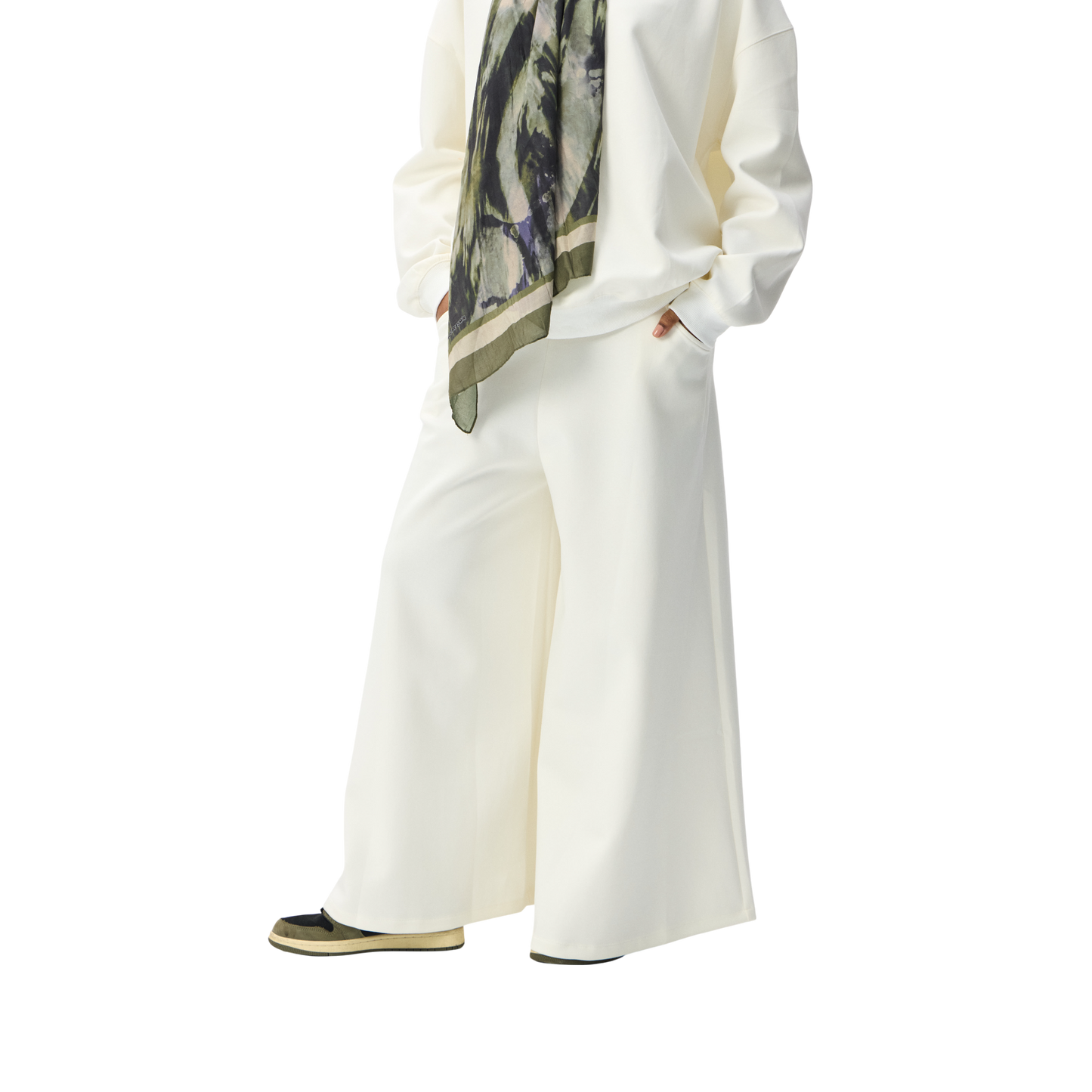 Oversized White Premium Scuba Modest Co-Ord With Pants