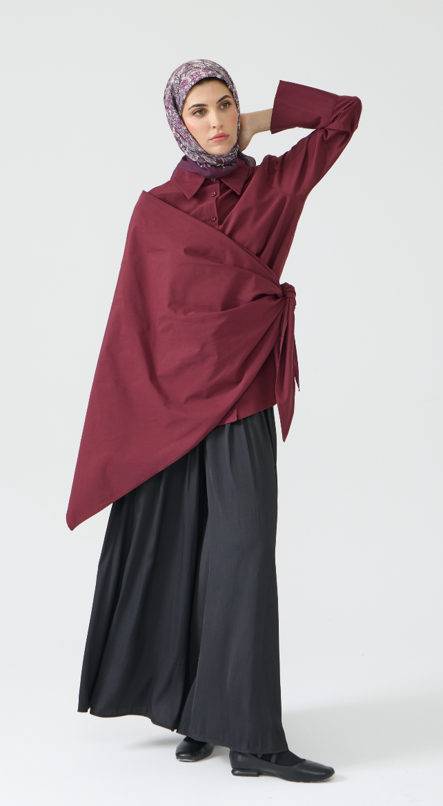 Wide-Leg Pleated Palazzo Pants (9209)